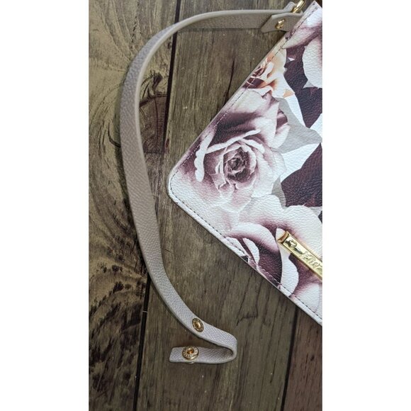 Betsey Johnson Wristlet Pouch Rose Print Signature Logo - Picture 6 of 6